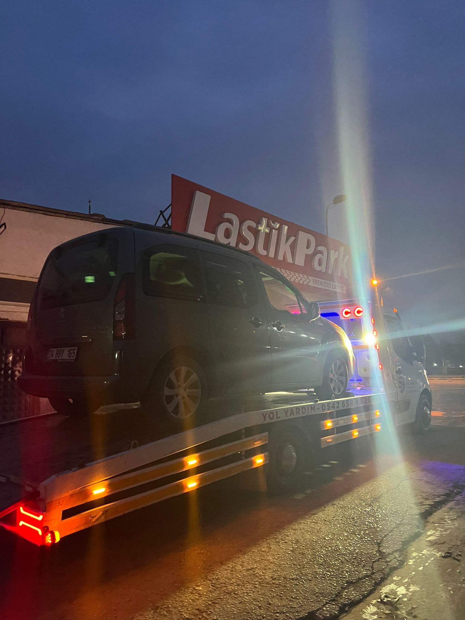 DÜZCE OTO KURTARMA TIKRA ARA